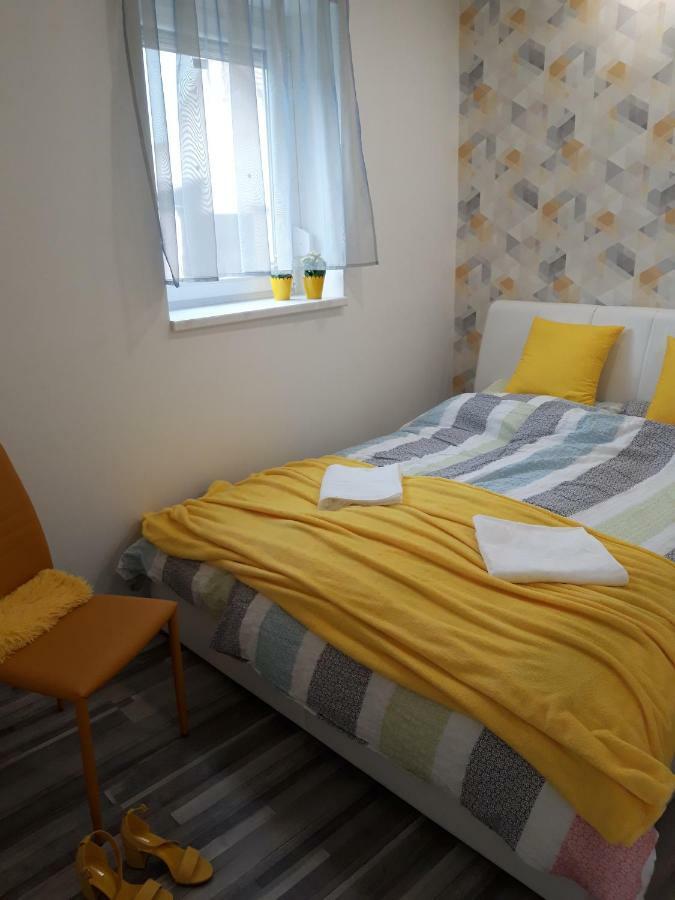 Belvárosi apartman Szigetvár Esterno foto