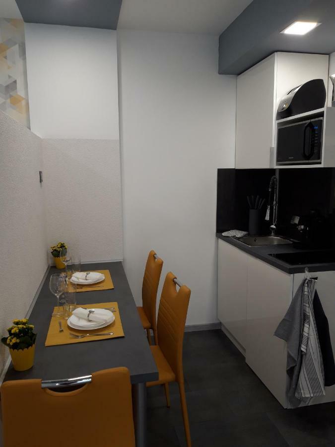 Belvárosi apartman Szigetvár Esterno foto